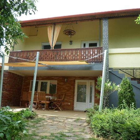 Szabadido Vendeghaz Apartment รีฟฟือเลิพ ภายนอก รูปภาพ